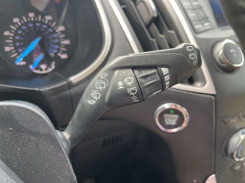 Used 2016 Ford Edge SEL FWD image 17