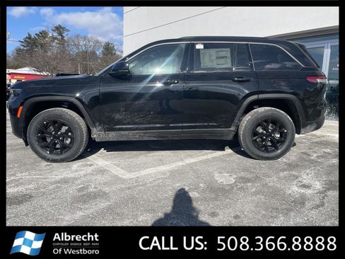 New 2026 Jeep Grand Cherokee Altitude AWD/4WD image 2