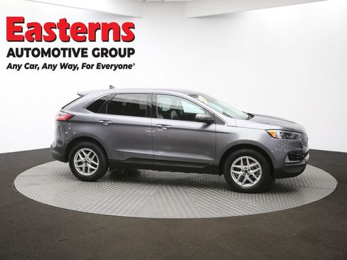 Used 2023 Ford Edge SEL image 44