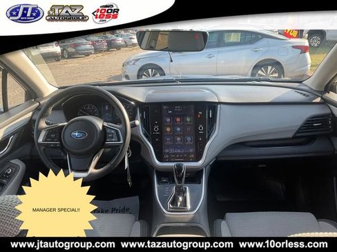 Used 2022 Subaru Outback Premium image 16