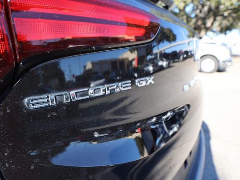 Used 2025 Buick Encore GX Preferred w/ Advanced Technology Package image 10