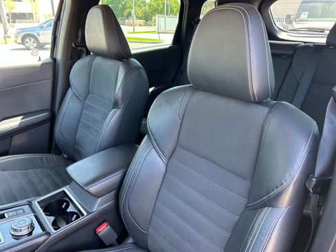 Used 2023 Mitsubishi Outlander SE image 19