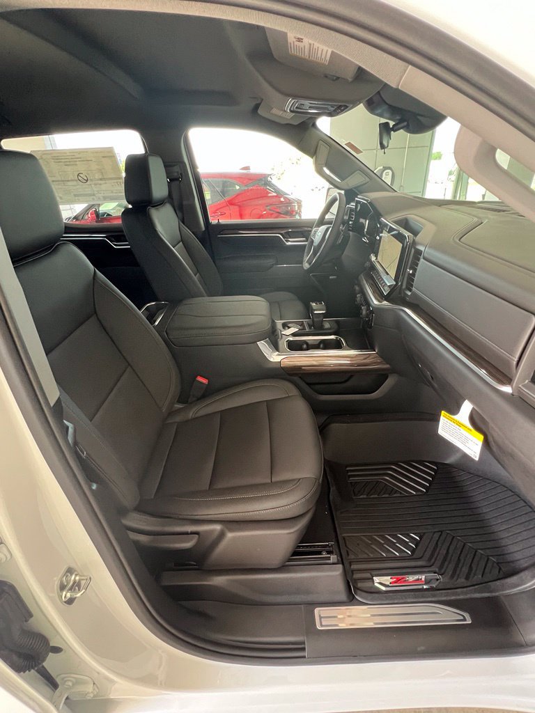 New 2026 Chevrolet Silverado 1500 RST AWD/4WD image 13