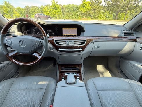 Used 2010 Mercedes-Benz S 550 image 23
