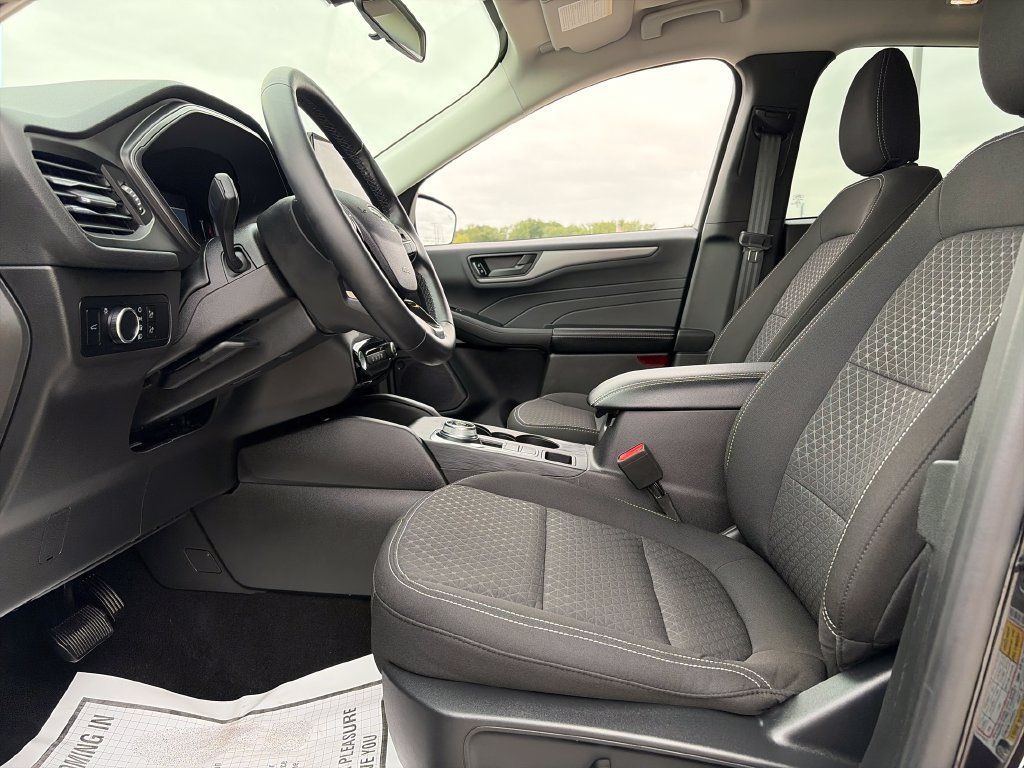 Used 2024 Ford Escape Active w/ Tech Pack #1 FWD image 15