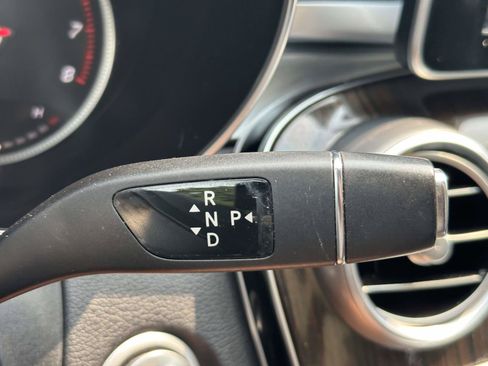 Used 2018 Mercedes-Benz C 300 4MATIC Sedan image 34
