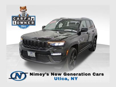 Used 2023 Jeep Grand Cherokee Limited w/ Black Appearance Package