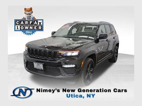 Used 2023 Jeep Grand Cherokee Limited w/ Black Appearance Package AWD/4WD image 1