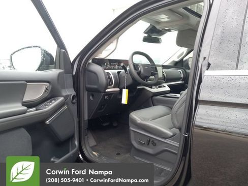 New 2026 Ford Expedition Max Active AWD/4WD image 9