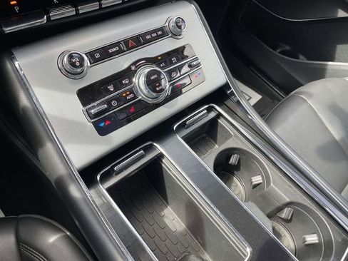 Certified 2023 Lincoln Aviator AWD w/ Premium Package image 33