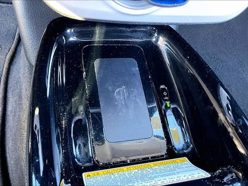 Used 2019 Toyota Prius Prime Advanced image 15