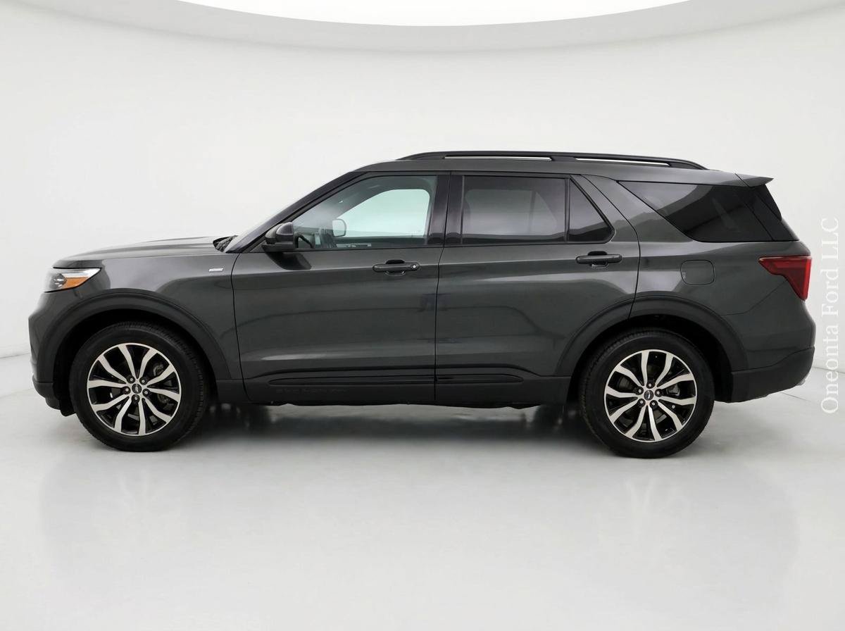 Used 2022 Ford Explorer ST-Line w/ Class IV Trailer Tow Package AWD/4WD image 6