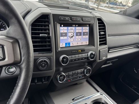 Used 2019 Ford Expedition XLT w/ Equipment Group 202A image 21