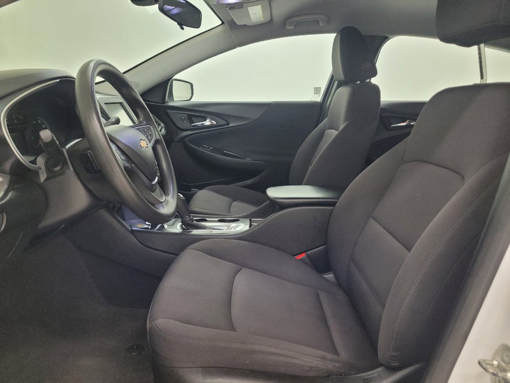 Used 2018 Chevrolet Malibu LS FWD image 17