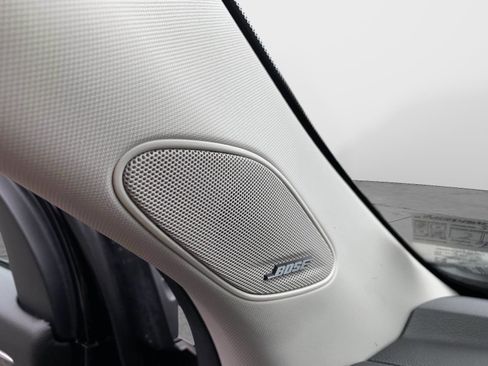 Used 2023 Honda Pilot Elite image 37