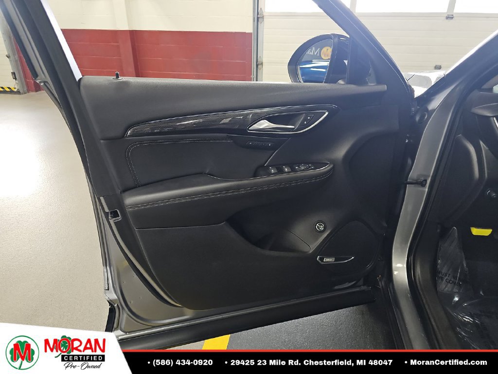 Used 2021 Buick Envision Essence w/ Technology Package I AWD/4WD image 15