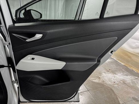 Used 2021 Volkswagen ID.4 1st Edition image 17