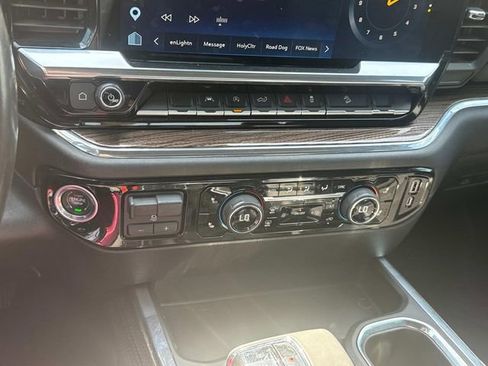 Used 2023 Chevrolet Silverado 1500 RST w/ Z71 Off-Road Package image 32