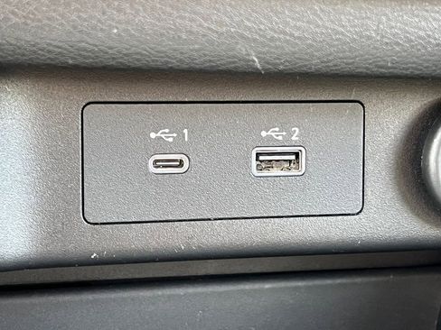 Used 2023 Nissan Rogue SV AWD/4WD image 24