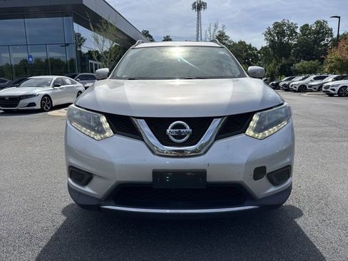 Used 2014 Nissan Rogue SV w/ SV Premium Package AWD/4WD image 2