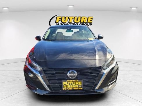 Certified 2023 Nissan Altima 2.5 SV image 2