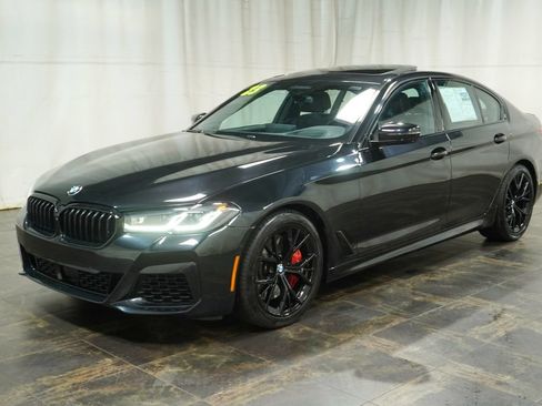 Used 2023 BMW M550i xDrive w/ Executive Package AWD/4WD image 2