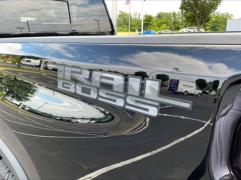 Used 2026 Chevrolet Silverado 2500 LT w/ Trail Boss Package AWD/4WD image 25