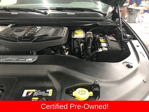 Certified 2025 Jeep Wagoneer Series II image 46