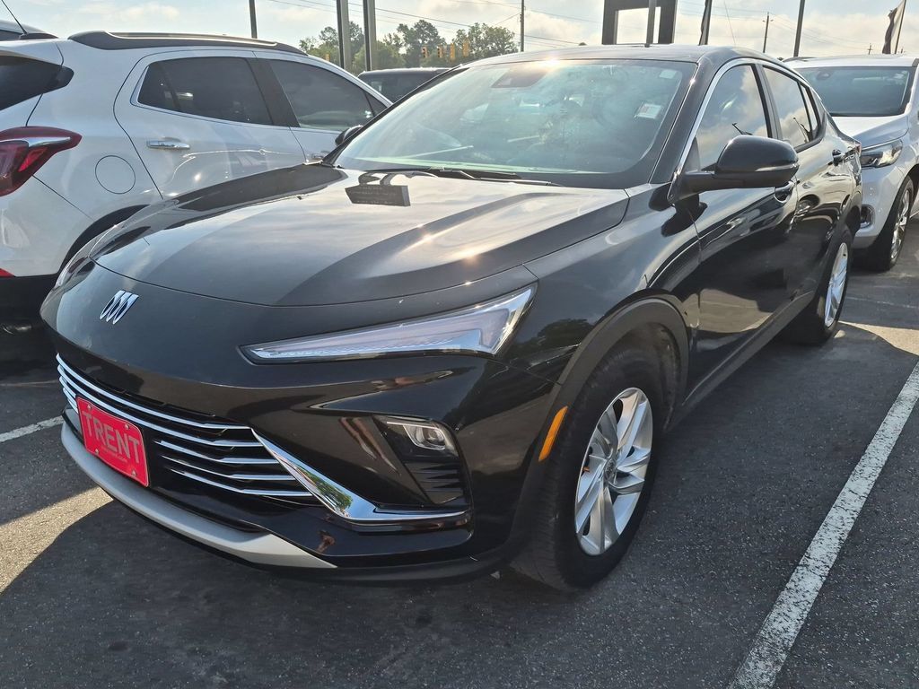 Used 2025 Buick Envista Preferred w/ Convenience I Package FWD image 2