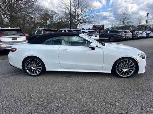 Used 2022 Mercedes-Benz E 450 Cabriolet w/ AMG Line image 8
