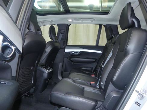 Used 2023 Volvo XC90 B5 Core AWD/4WD image 26