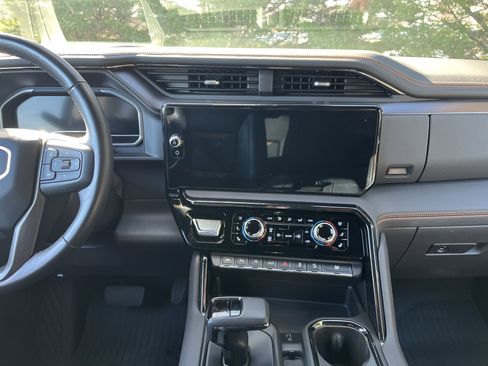 Used 2022 GMC Sierra 1500 AT4 w/ AT4 Premium Package image 22