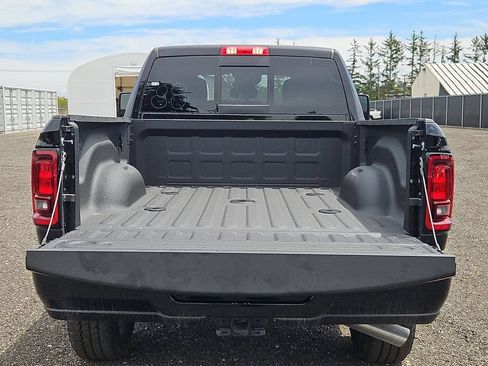 New 2026 RAM 2500 Tradesman AWD/4WD image 10
