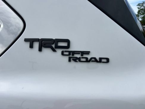 Used 2023 Toyota Sequoia SR5 w/ SR5 Premium Package AWD/4WD image 14