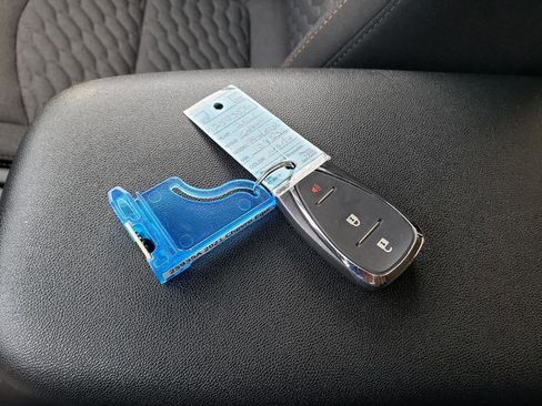 Used 2021 Chevrolet Equinox LT image 43