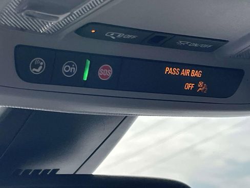 Used 2024 Chevrolet Blazer LT w/ Convenience Package image 26