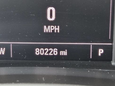 Used 2018 Chevrolet Equinox LS FWD image 11