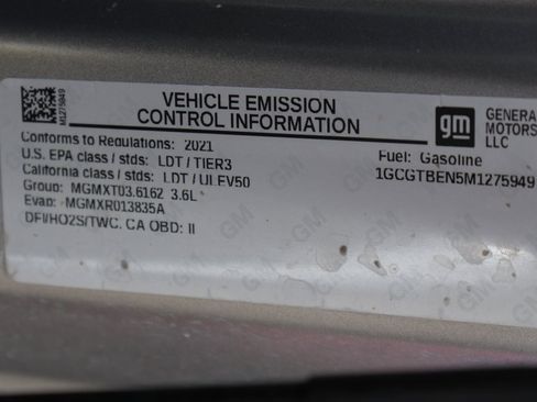 Used 2021 Chevrolet Colorado W/T w/ Custom Special Edition image 12