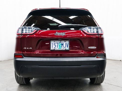 Used 2020 Jeep Cherokee Latitude image 5