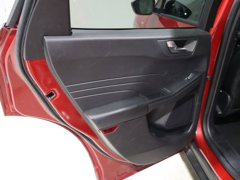 Used 2024 Ford Escape ST-Line image 18