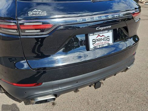 Used 2022 Porsche Cayenne image 22