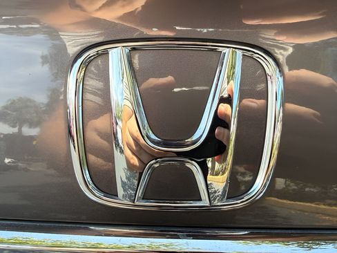 Used 2015 Honda Civic Hybrid Sedan image 36