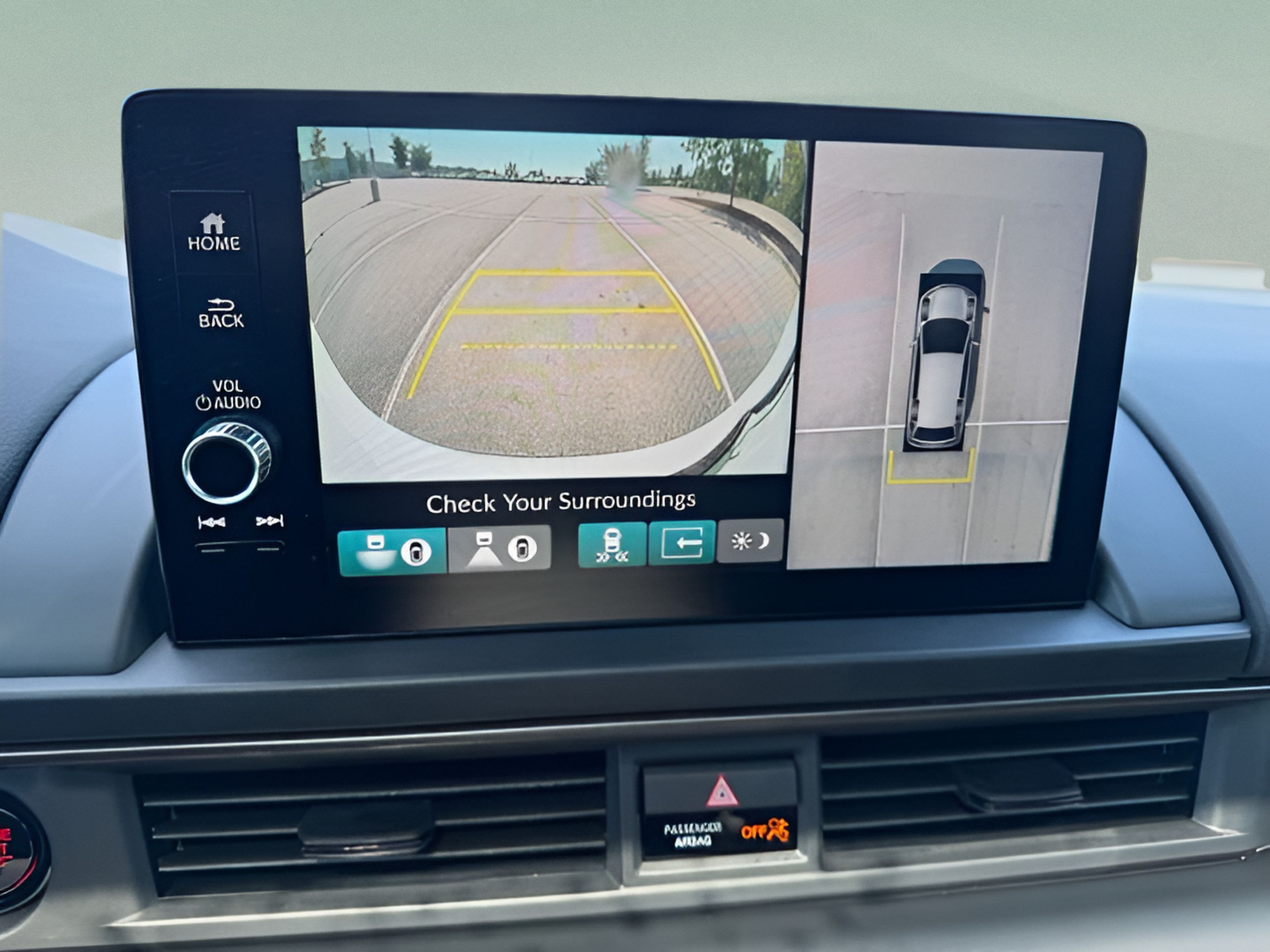 Certified 2025 Honda Pilot TrailSport image 17