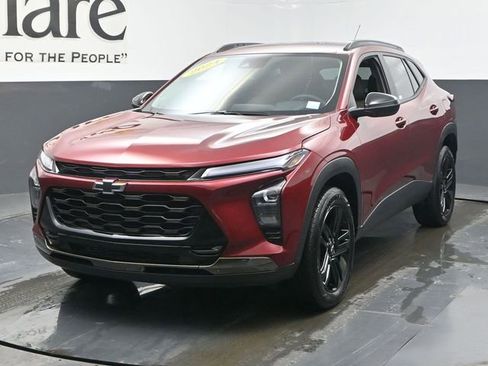 Used 2024 Chevrolet Trax ACTIV w/ Driver Confidence Package image 7