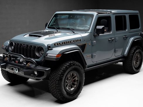 Used 2024 Jeep Wrangler Unlimited Rubicon 392 image 7