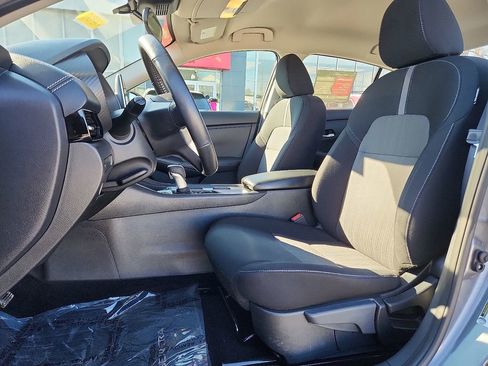 Certified 2023 Nissan Sentra SV w/ All-Weather Package image 13