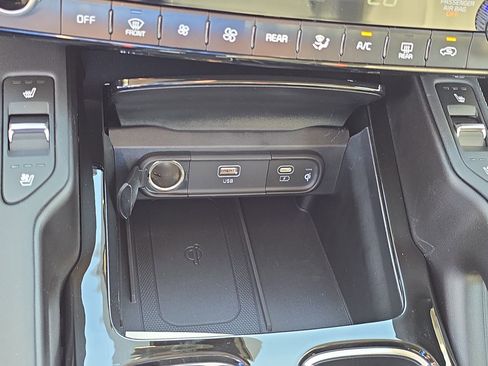 New 2025 Kia Telluride EX image 30