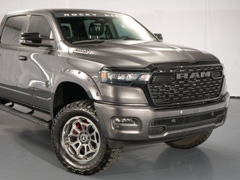 Used 2025 RAM 1500 Big Horn AWD/4WD image 11