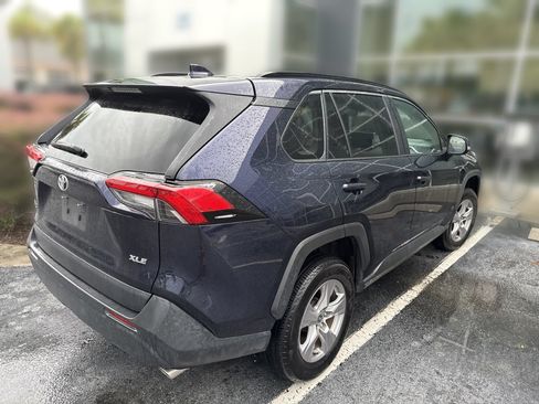 Used 2025 Toyota RAV4 XLE FWD image 4