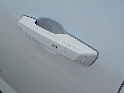 New 2026 GMC Terrain Elevation image 9